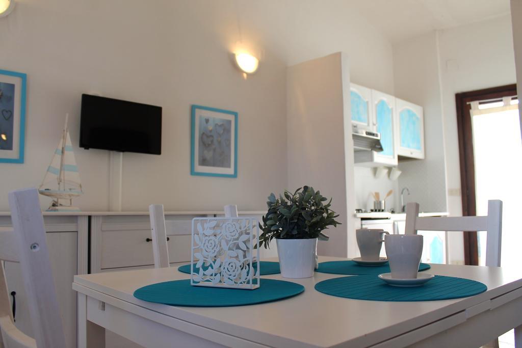 Апартаменты La Marmorata Vacation House Санта-Тереза-Галлура Экстерьер фото