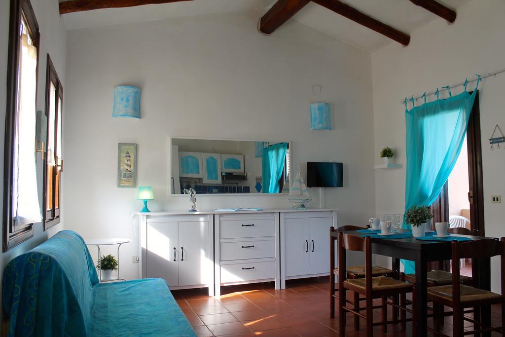 Апартаменты La Marmorata Vacation House Санта-Тереза-Галлура Экстерьер фото