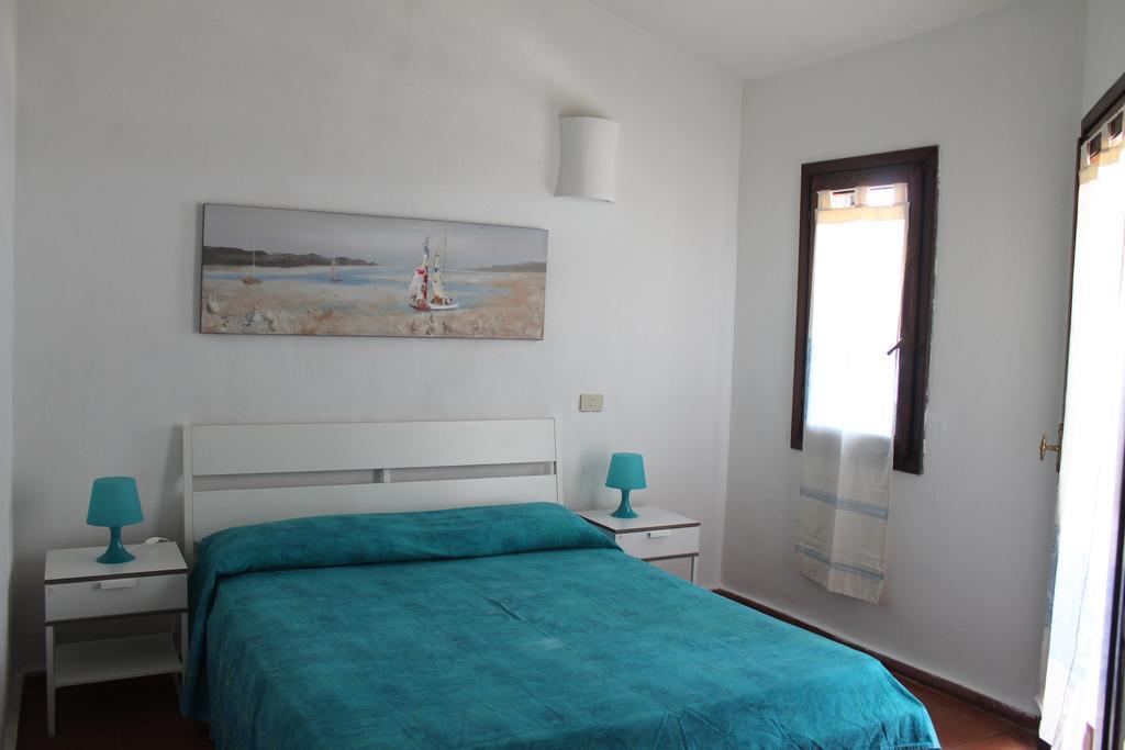 Апартаменты La Marmorata Vacation House Санта-Тереза-Галлура Номер фото