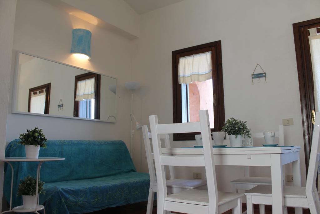 Апартаменты La Marmorata Vacation House Санта-Тереза-Галлура Номер фото