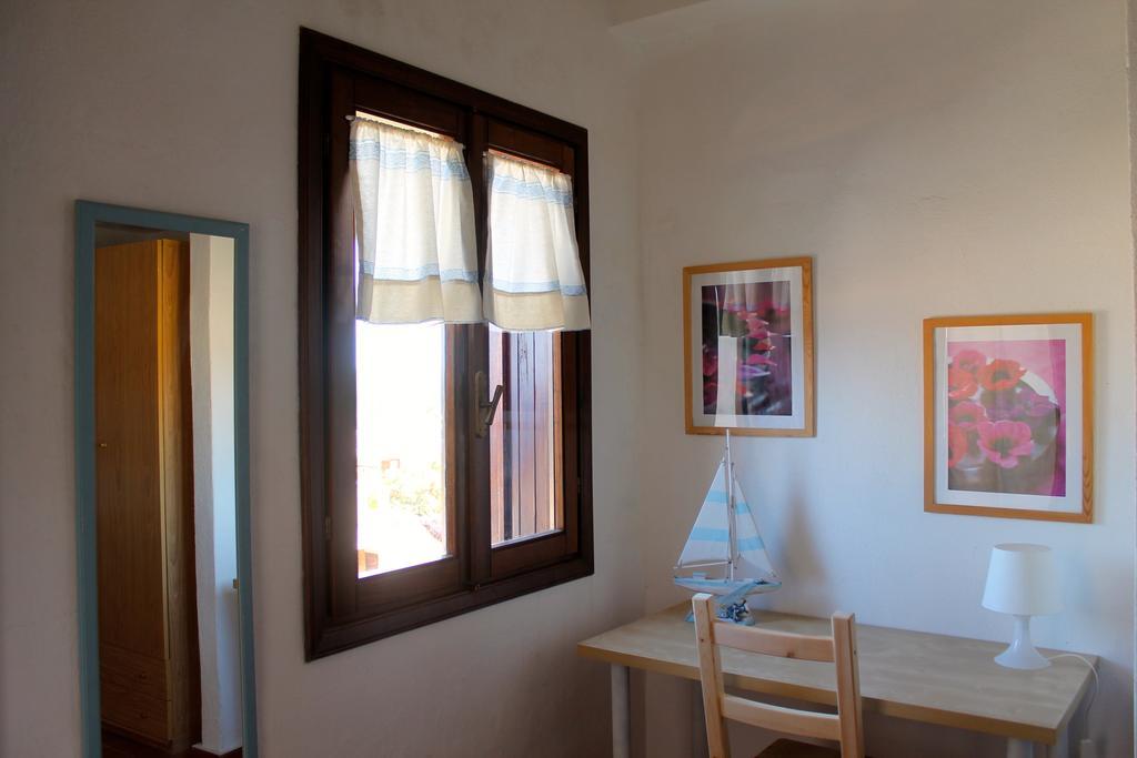 Апартаменты La Marmorata Vacation House Санта-Тереза-Галлура Номер фото