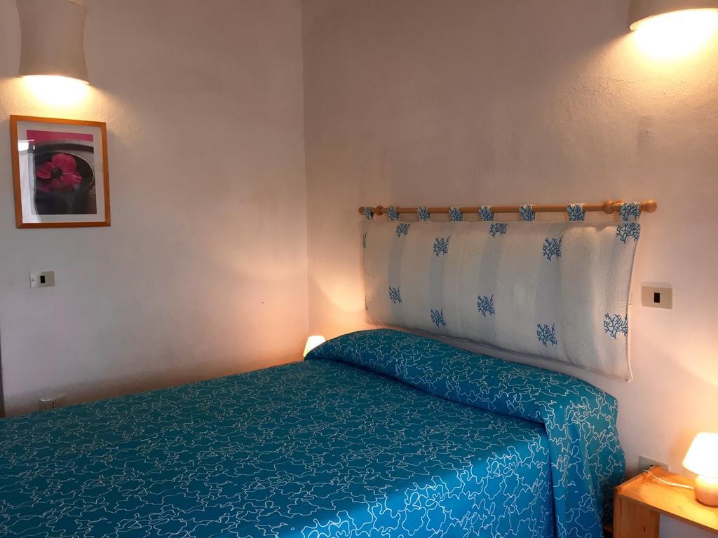 Апартаменты La Marmorata Vacation House Санта-Тереза-Галлура Экстерьер фото