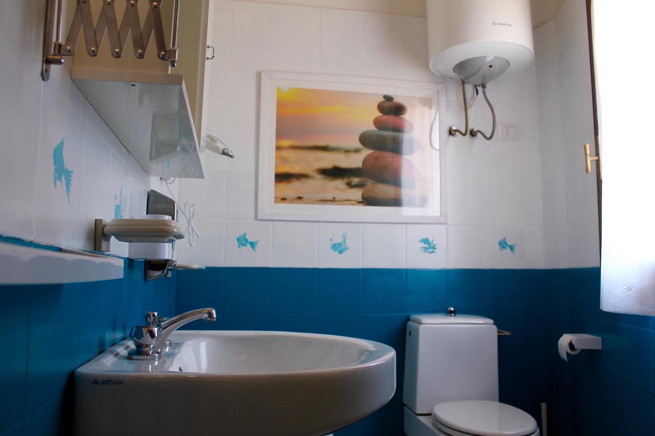 Апартаменты La Marmorata Vacation House Санта-Тереза-Галлура Экстерьер фото